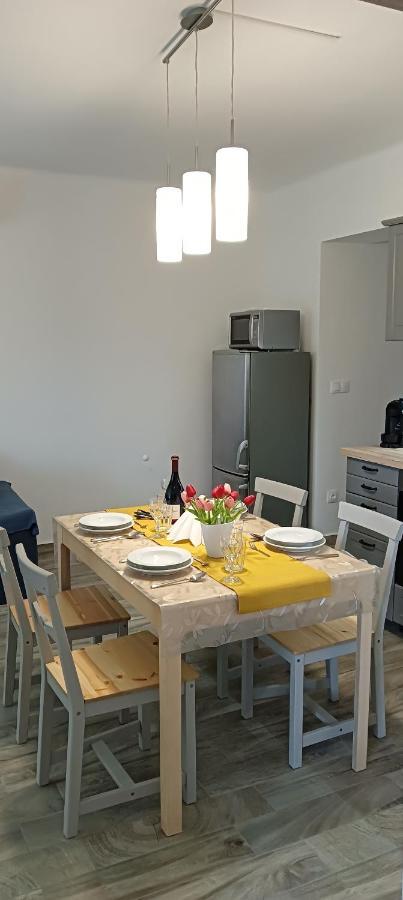Апартаменти David Apartman Шіофок Екстер'єр фото